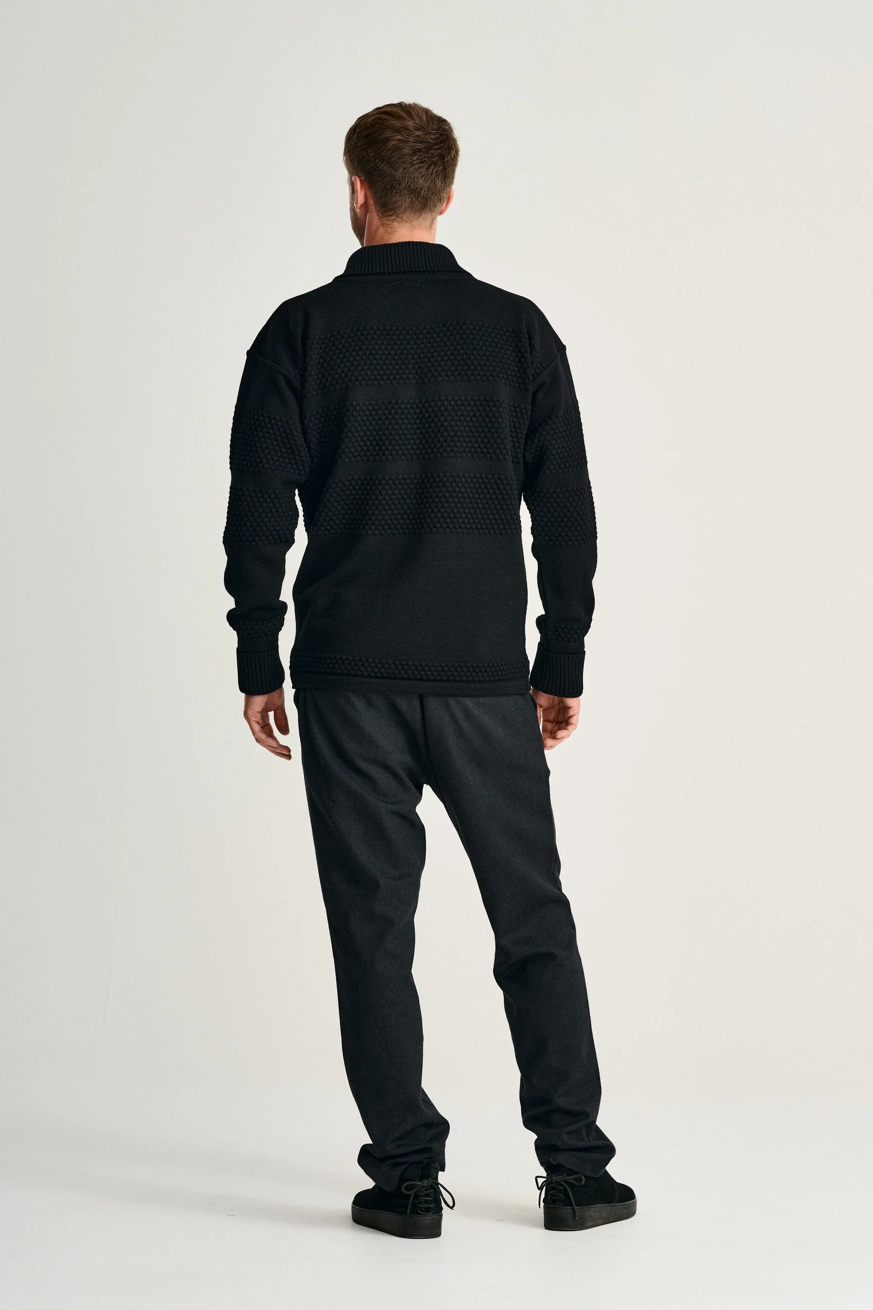 FISHERMAN short zip | kort lynlås, black void - Image 6
