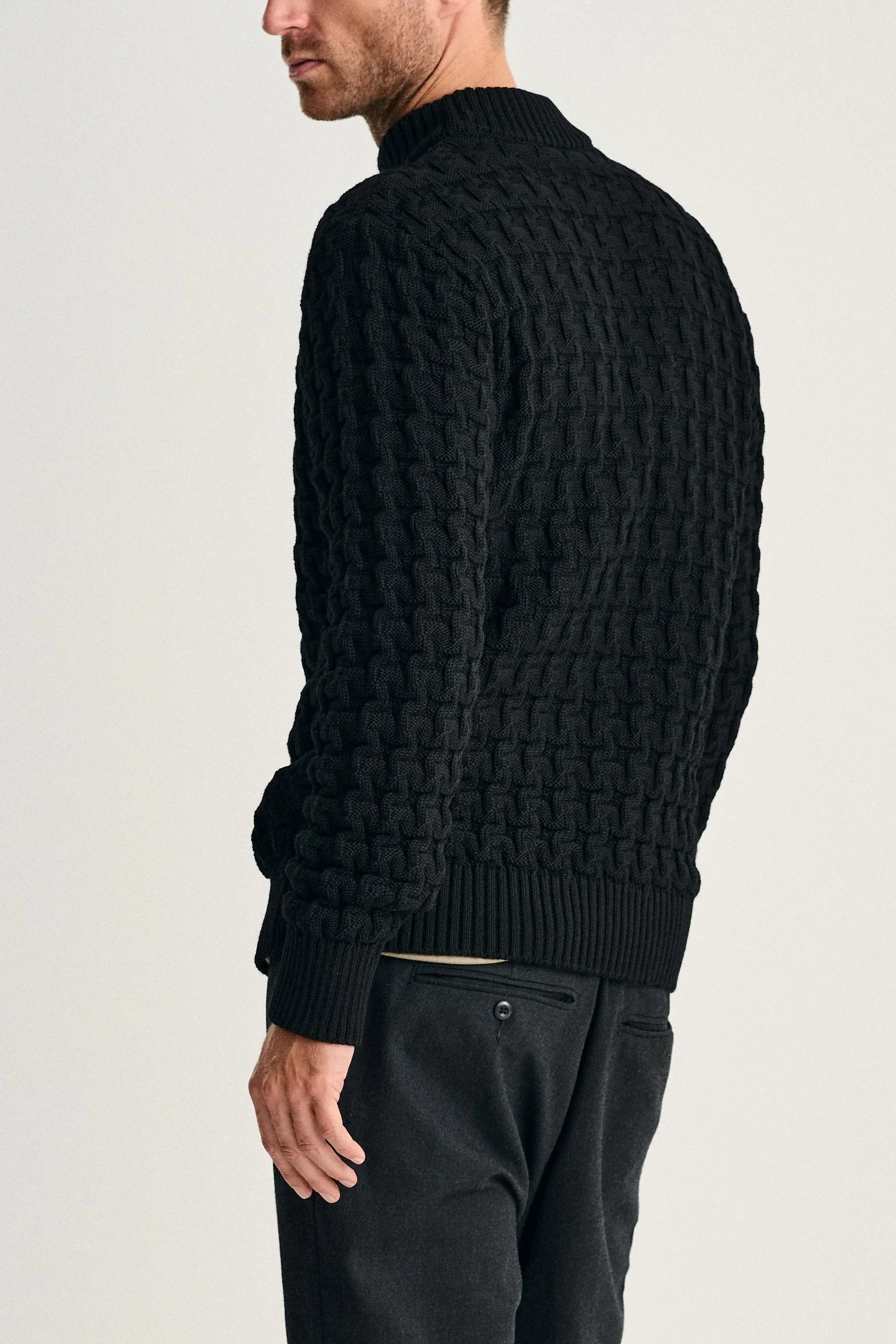 STARK-III sweater | høj hals, black void - Image 5
