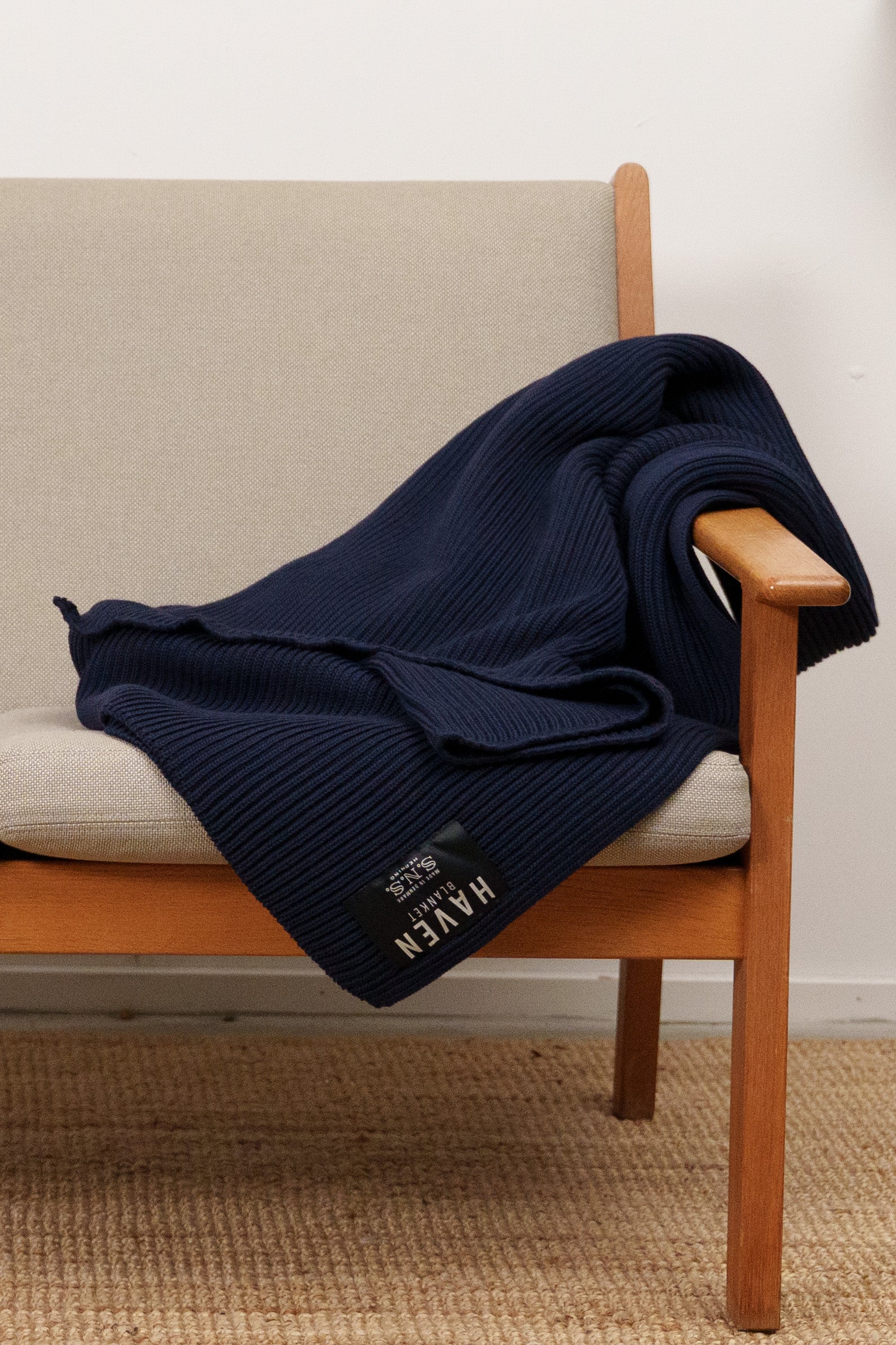 HAVEN blanket, faded navy blue - Image 3