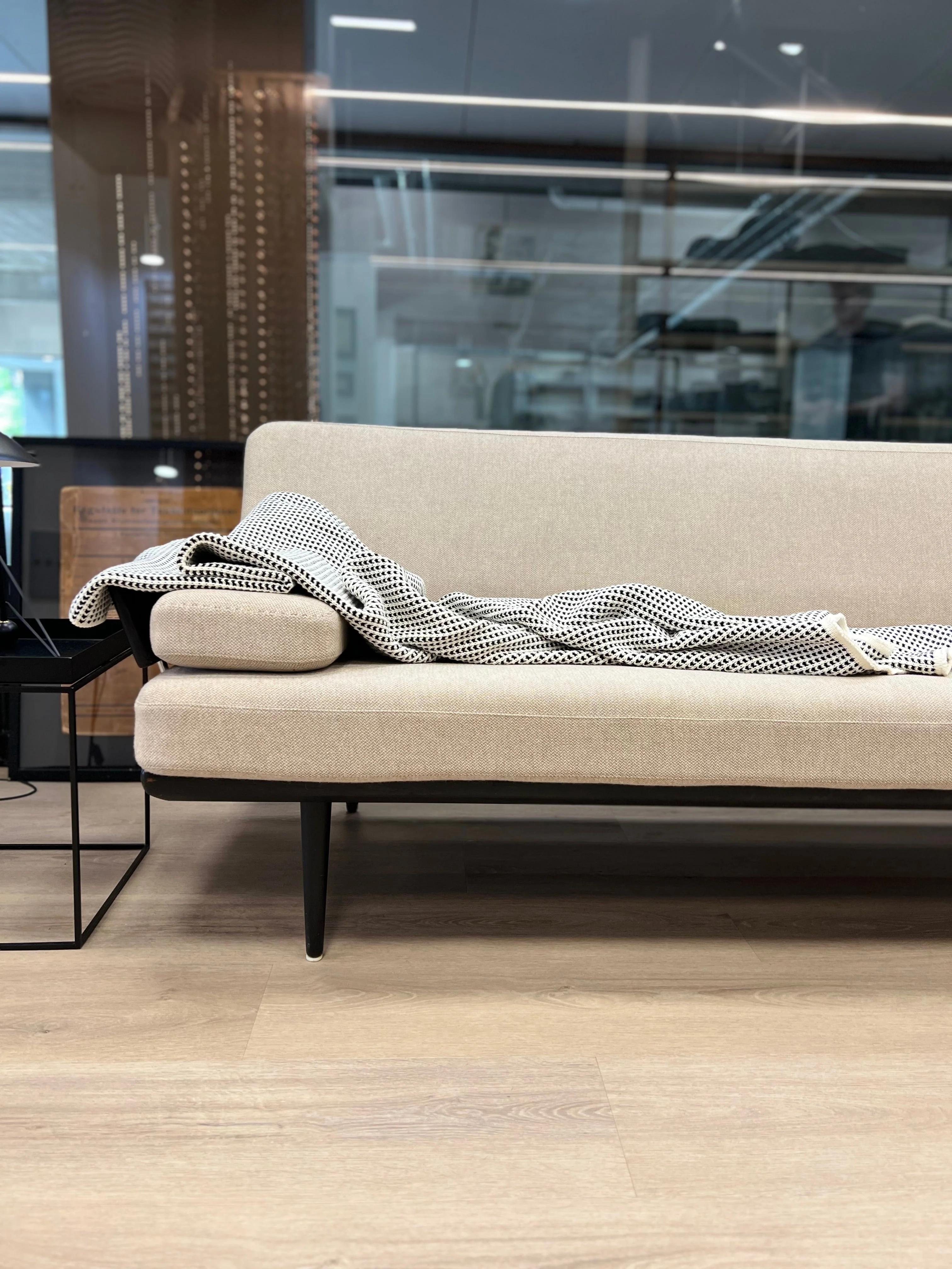 LOYAL blanket, raw white / black melange - Image 3