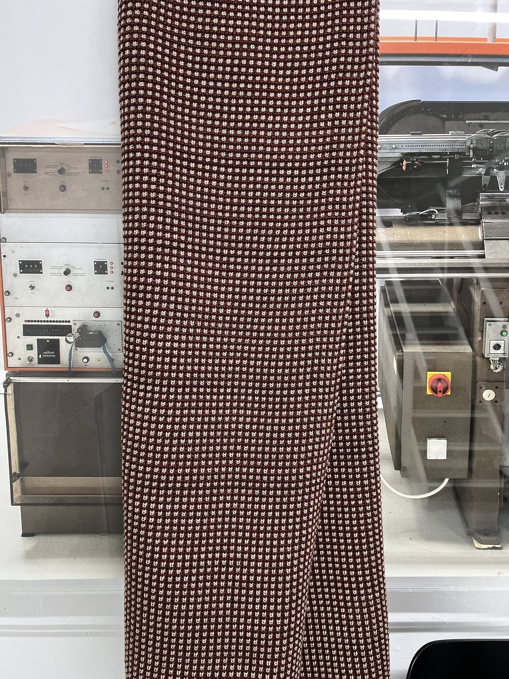 LOYAL blanket, rusty red / white camel - Image 7