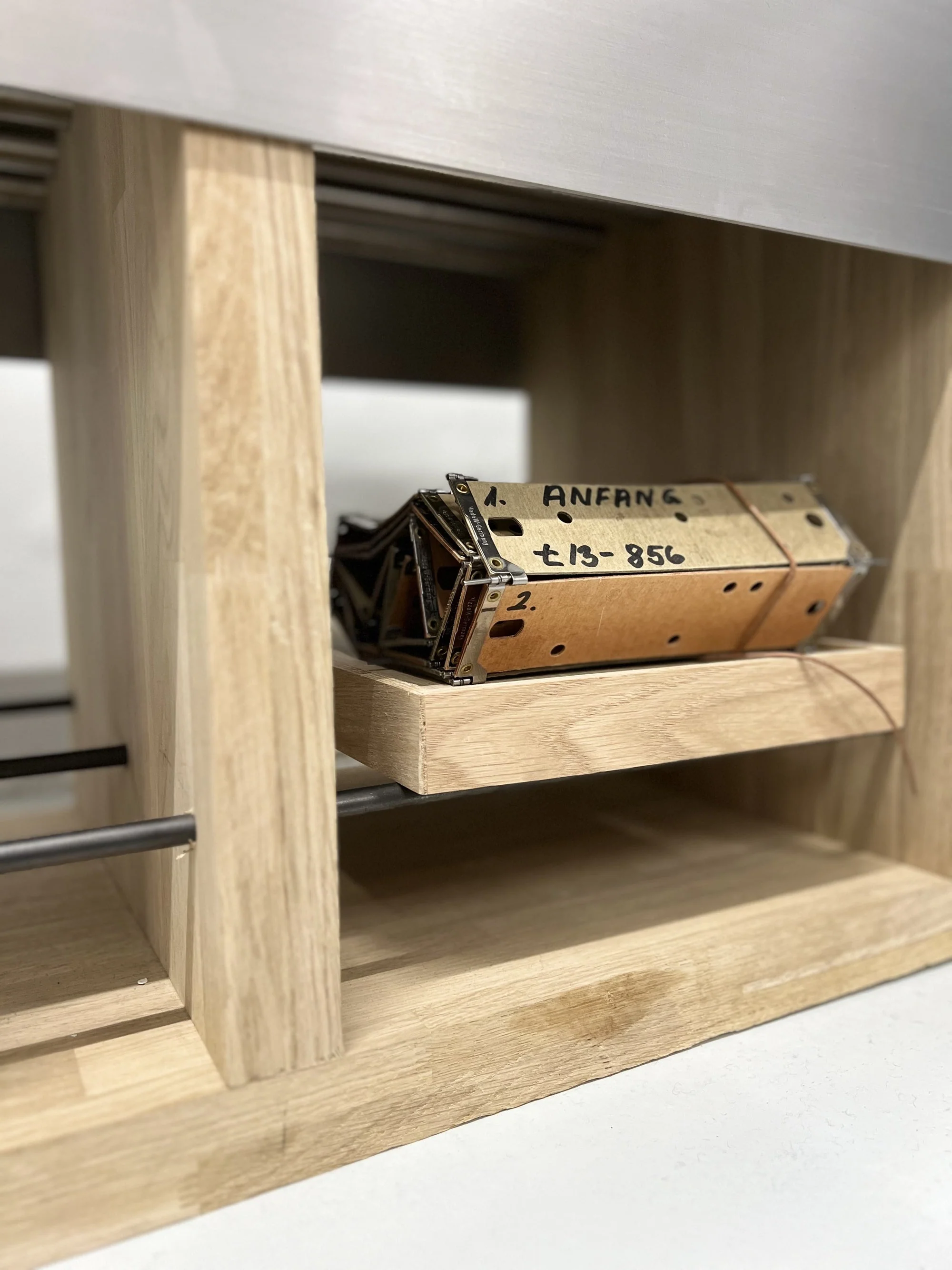 LOYAL blanket, rusty red / white camel - Image 8